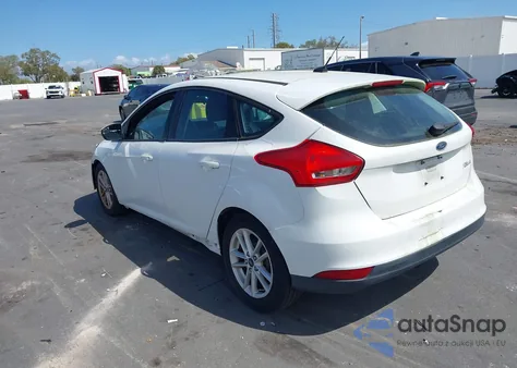 2017 Ford Focus Se z USA, uszkodzony, nr VIN 1FADP3K22HL278766